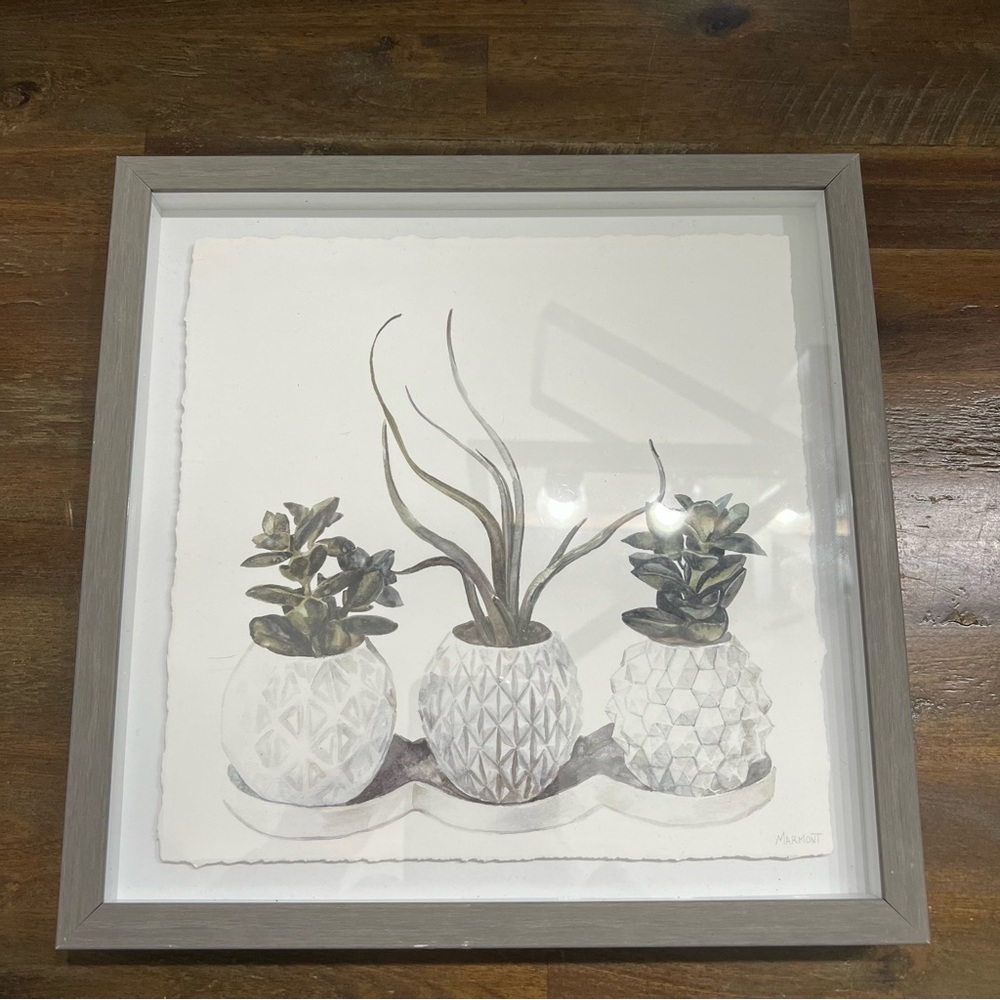 Floral / botanical wall decor shadow box style 11.5in x 11.5 excellent condition